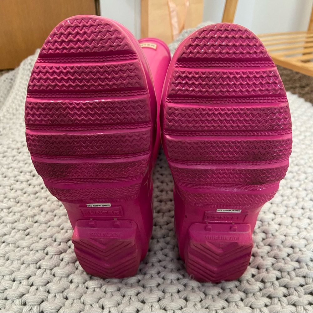 hunter pink tall rain boots - Picture 5 of 8